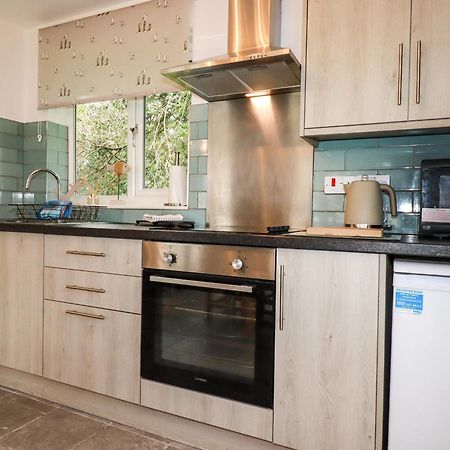 Blue Sky Cottage ลิสคาร์ด ภายนอก รูปภาพ