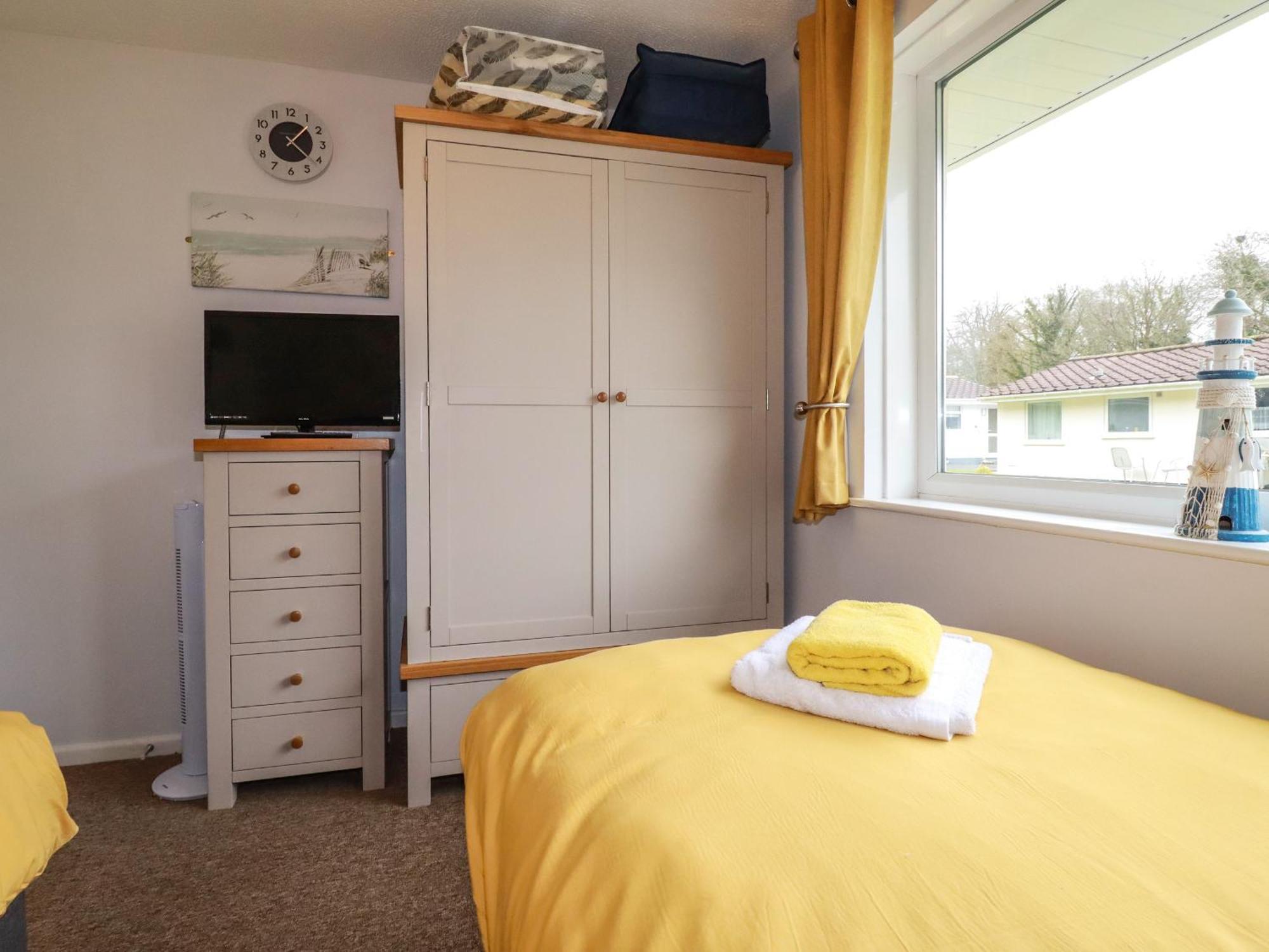 Blue Sky Cottage ลิสคาร์ด ภายนอก รูปภาพ